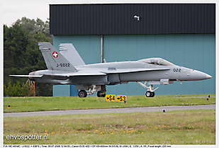 F-A-18C-49-MC - J-5022_EBFS