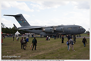 C-17A - 07-7176_EHVK